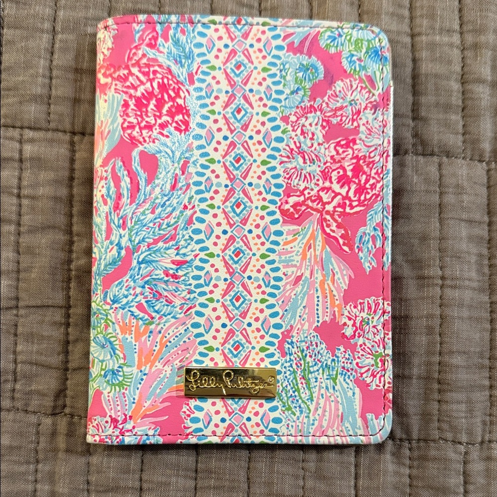 Lilly Pulitzer Vibrant Pink and Blue Floral Passport Cover